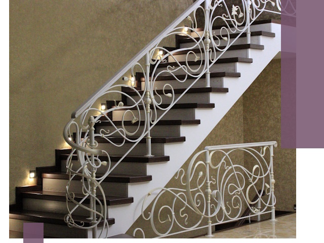 Кованые лестницы под ключ в Лиски — изготовление и монтаж