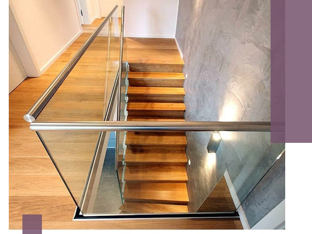 Перила для лестницы в доме — изготовление и монтаж в Лиски